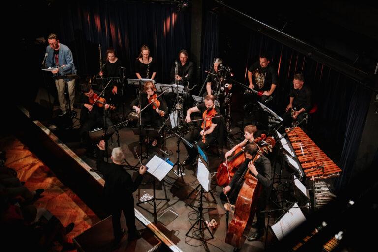 Das Tiroler Kammerorchester Innstrumenti beim Konzertformat "Klangsprachen"